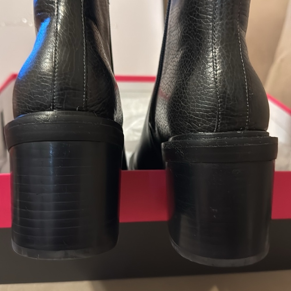 NIB Vince Camuto Bembonie leather boot, onyx black, size 9.5 - Picture 5 of 8